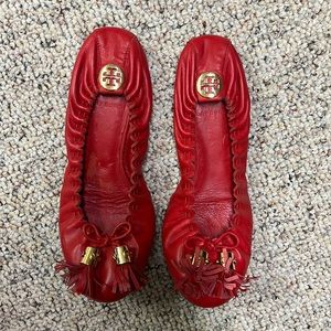 Tory Burch Flats Red size 6